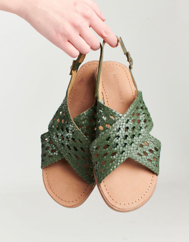 נעלי נשים - Salt+Umber - סנדלי עור קלועים DAHLIA - ירוק